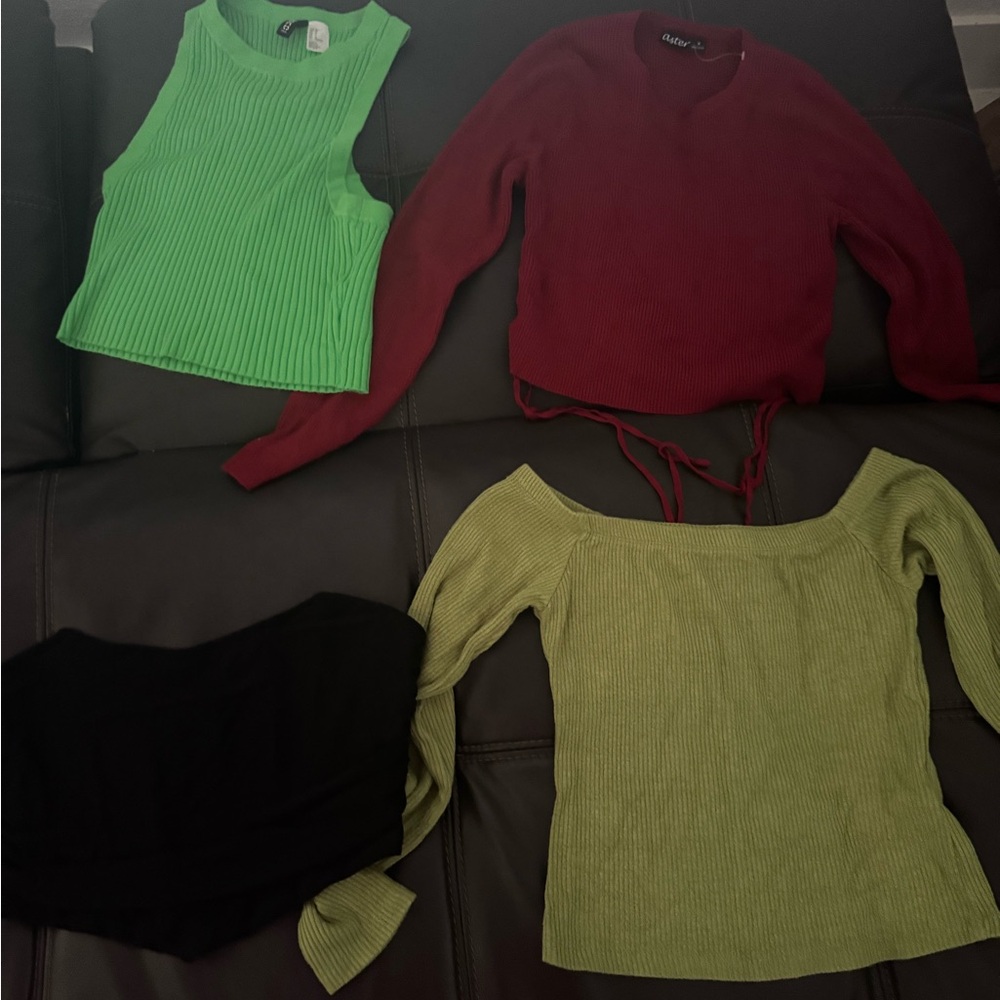 H&M Women's Tops - Red, Green, Black Blouses